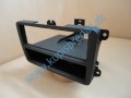 Rám rádia VW AMAROK / GOLF / CADDY  OEM kod: 1K0857058  Vhodné do : VW Amarok, Golf, Caddy, Tiguan, Passat B6, Scirooco, Eos